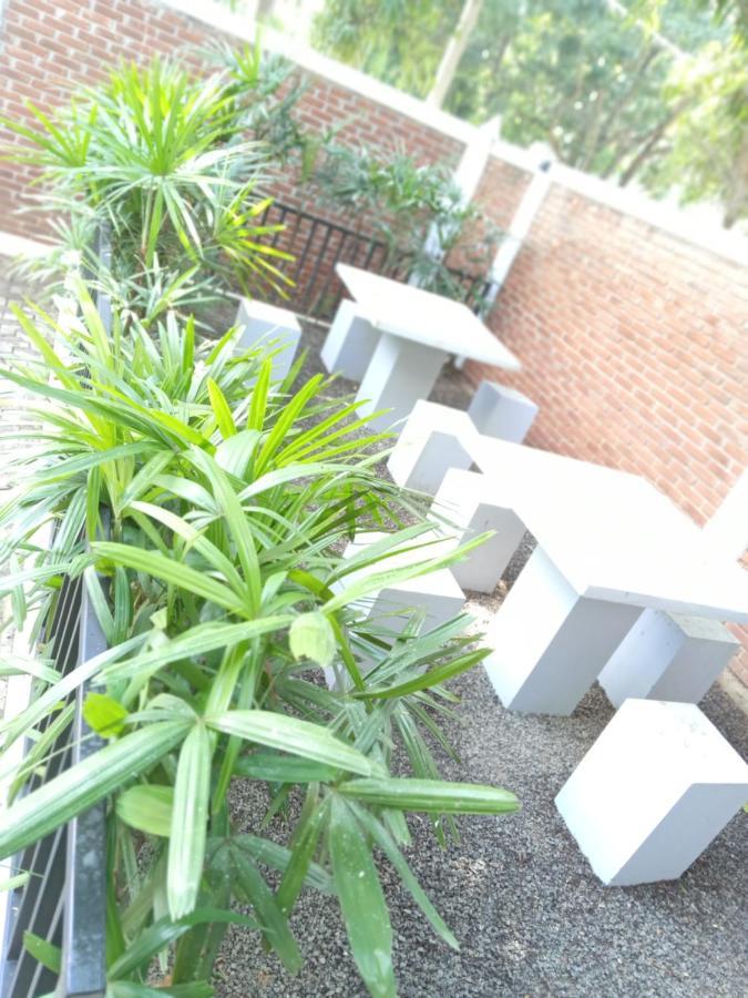 אודוואלאווה Elephant Park Family Bungalow מראה חיצוני תמונה