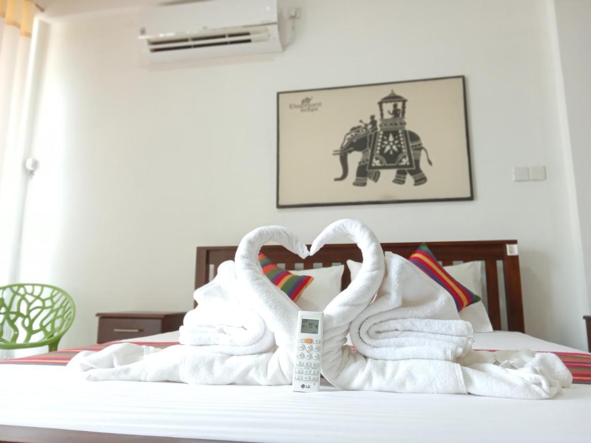 אודוואלאווה Elephant Park Family Bungalow מראה חיצוני תמונה